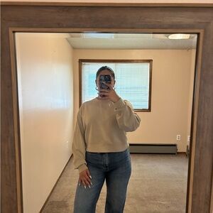 Lululemon Cream Sweatshirt